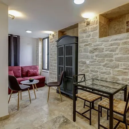 La Cachette - Topdestination-dijon - Centre - Classe 3 Etoiles ديجون