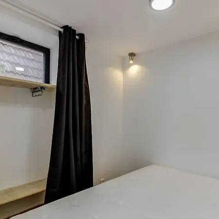 La Cachette - Topdestination-dijon - Centre - Classe 3 Etoiles * דיז'ון