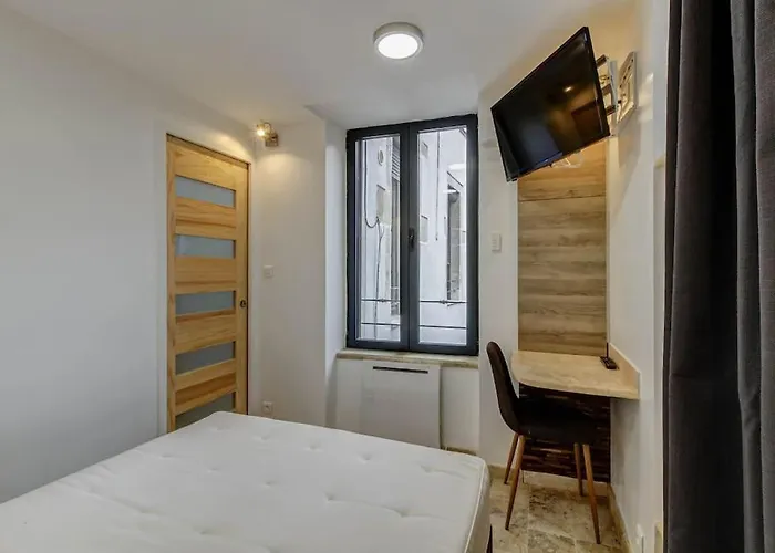 Apartment La Cachette - Topdestination-dijon - Centre - Classe 3 Etoiles Dijon